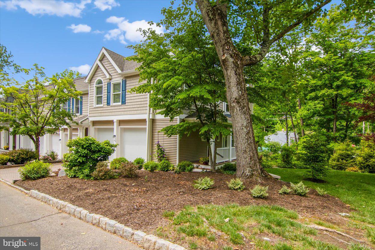 23 Rock Creek Woods Dr Property Photo 1