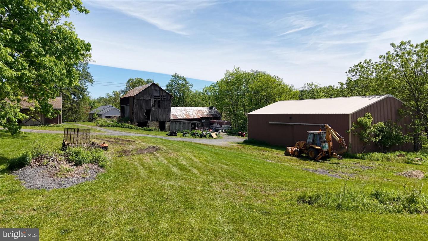 441 Pittstown Rd Property Photo 45