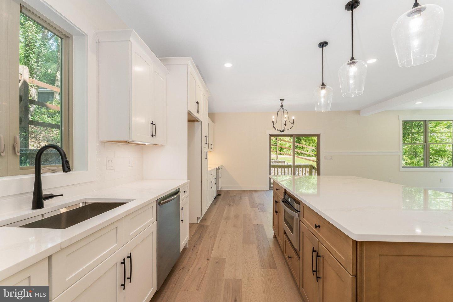 8 Church Street Property Photo 15