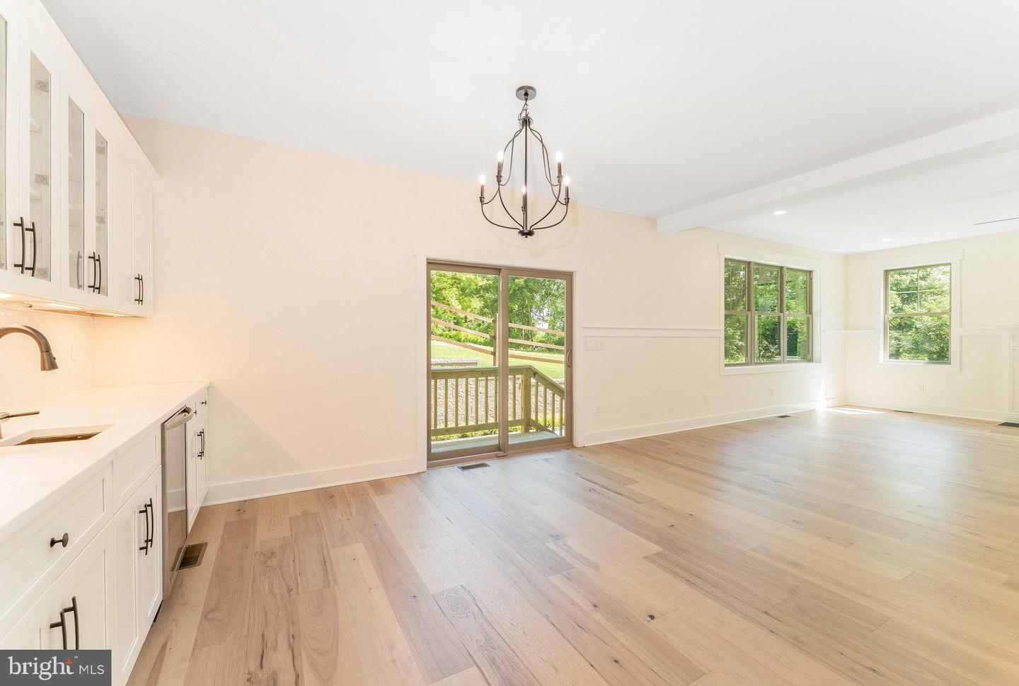 8 Church Street Property Photo 16