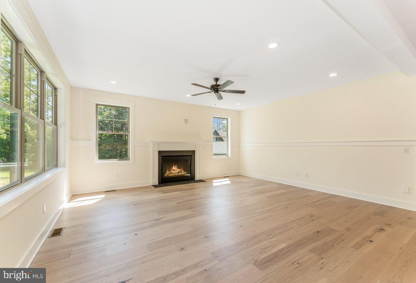 8 Church Street Property Photo 19