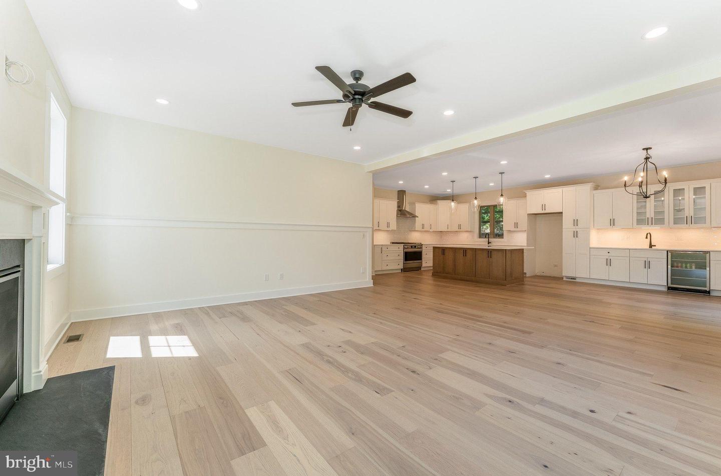 8 Church Street Property Photo 20