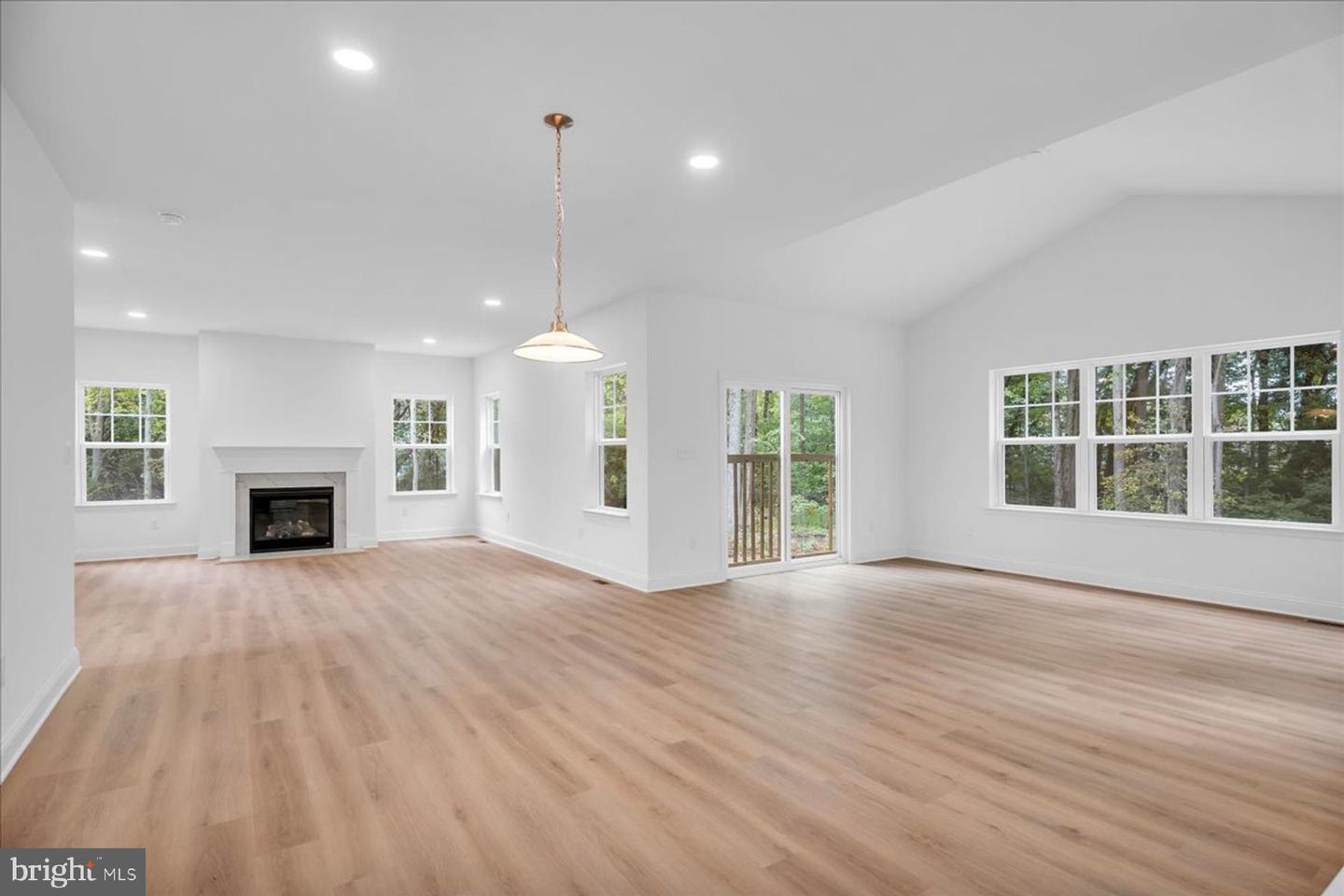 35 Barbertown Point Breeze Rd Property Photo 11
