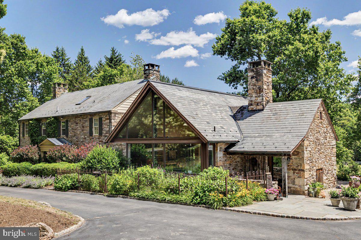65 BROOKVILLE HOLLOW RD