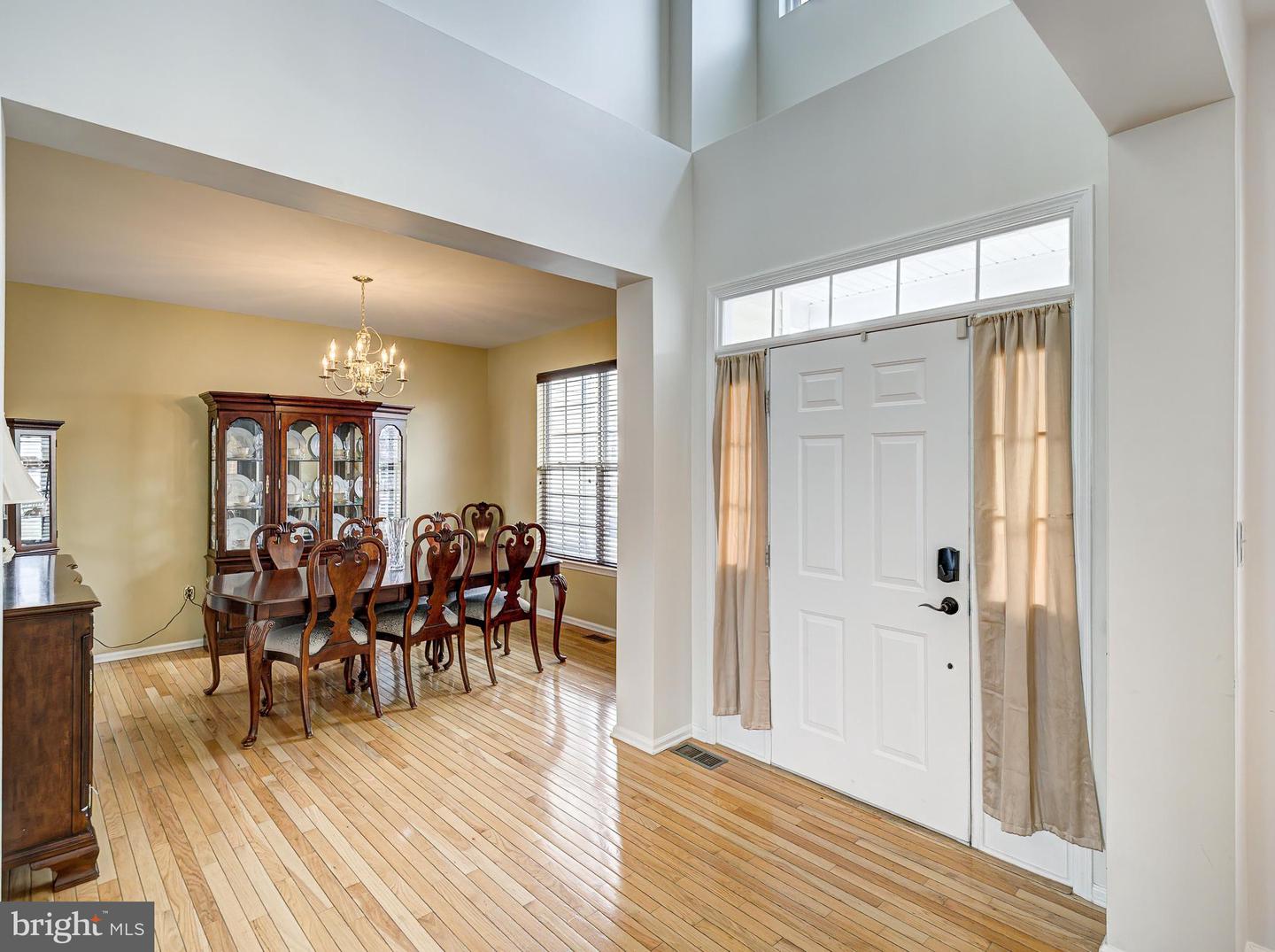 10 Jockey Ln Property Photo 11