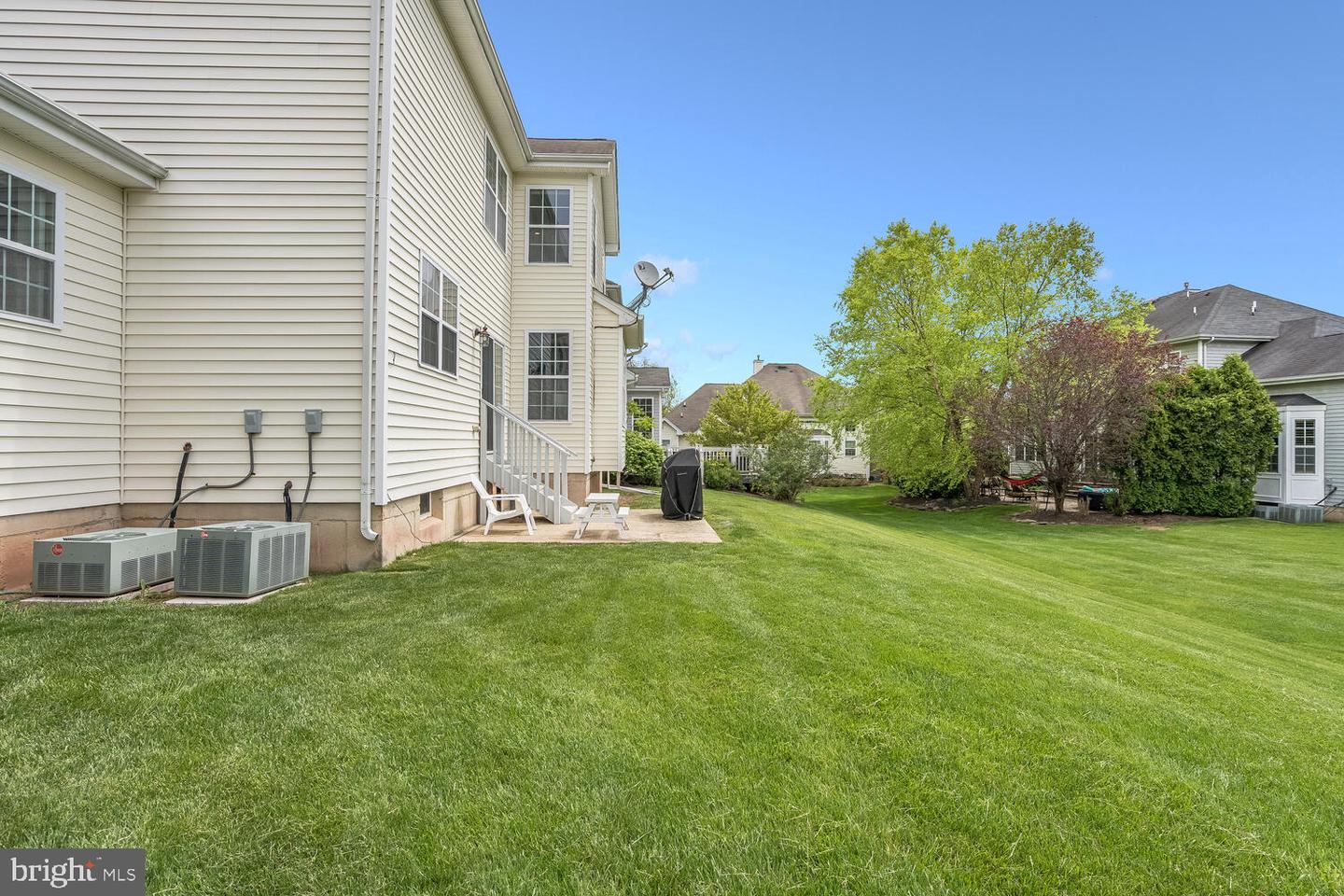 10 Jockey Ln Property Photo 25