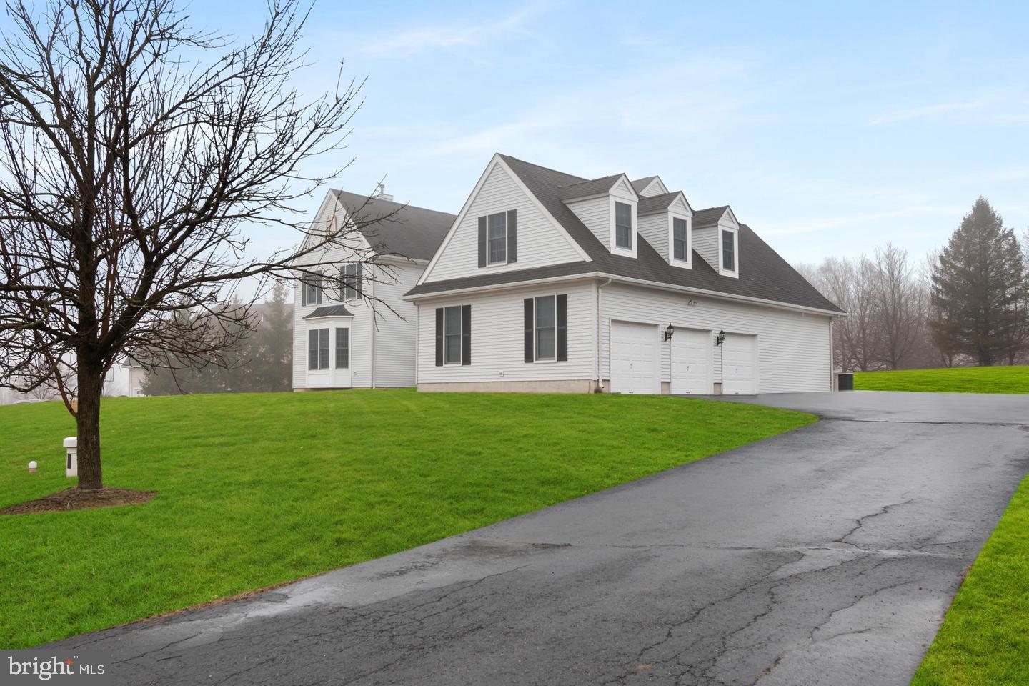 3 Manchur Ct Property Photo 4