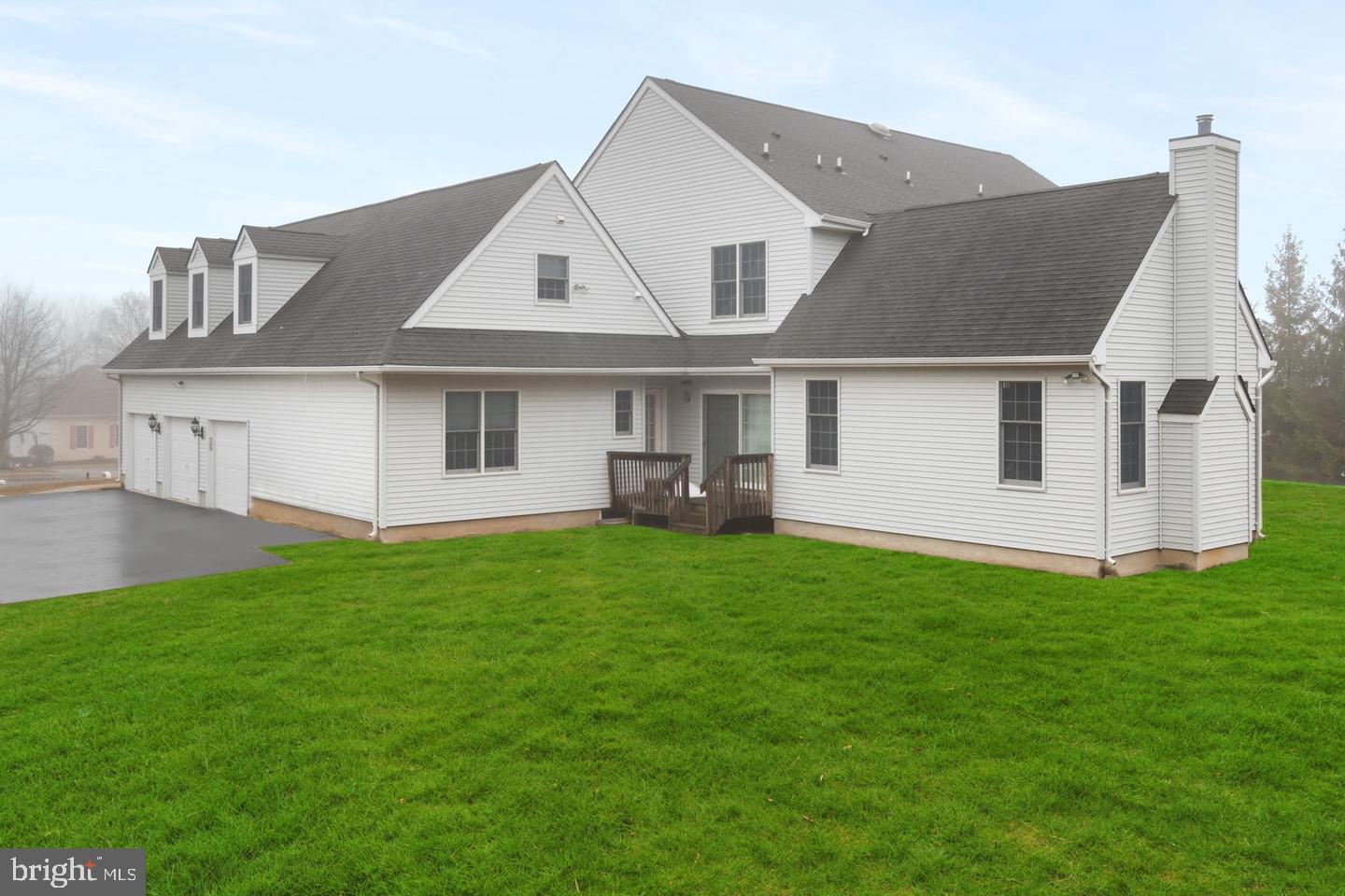 3 Manchur Ct Property Photo 6