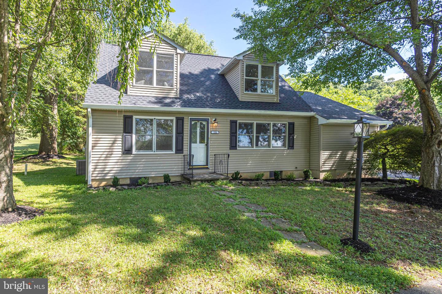 104 CHURCH RD