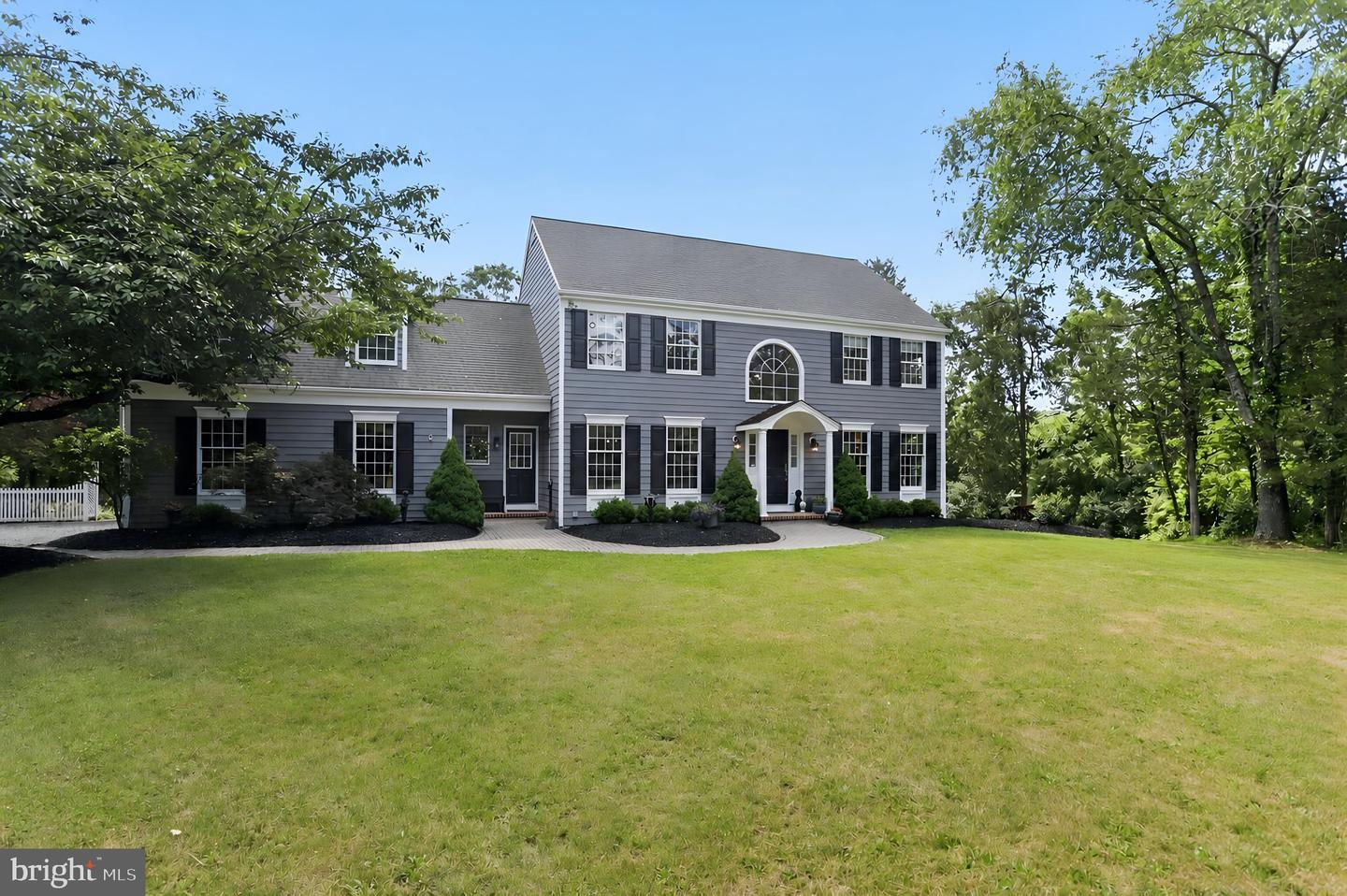 155 Seabrook Rd Property Photo 1