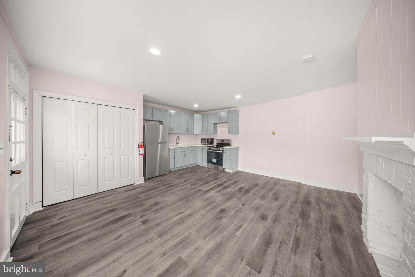 26 John Ringo Rd Property Photo 6