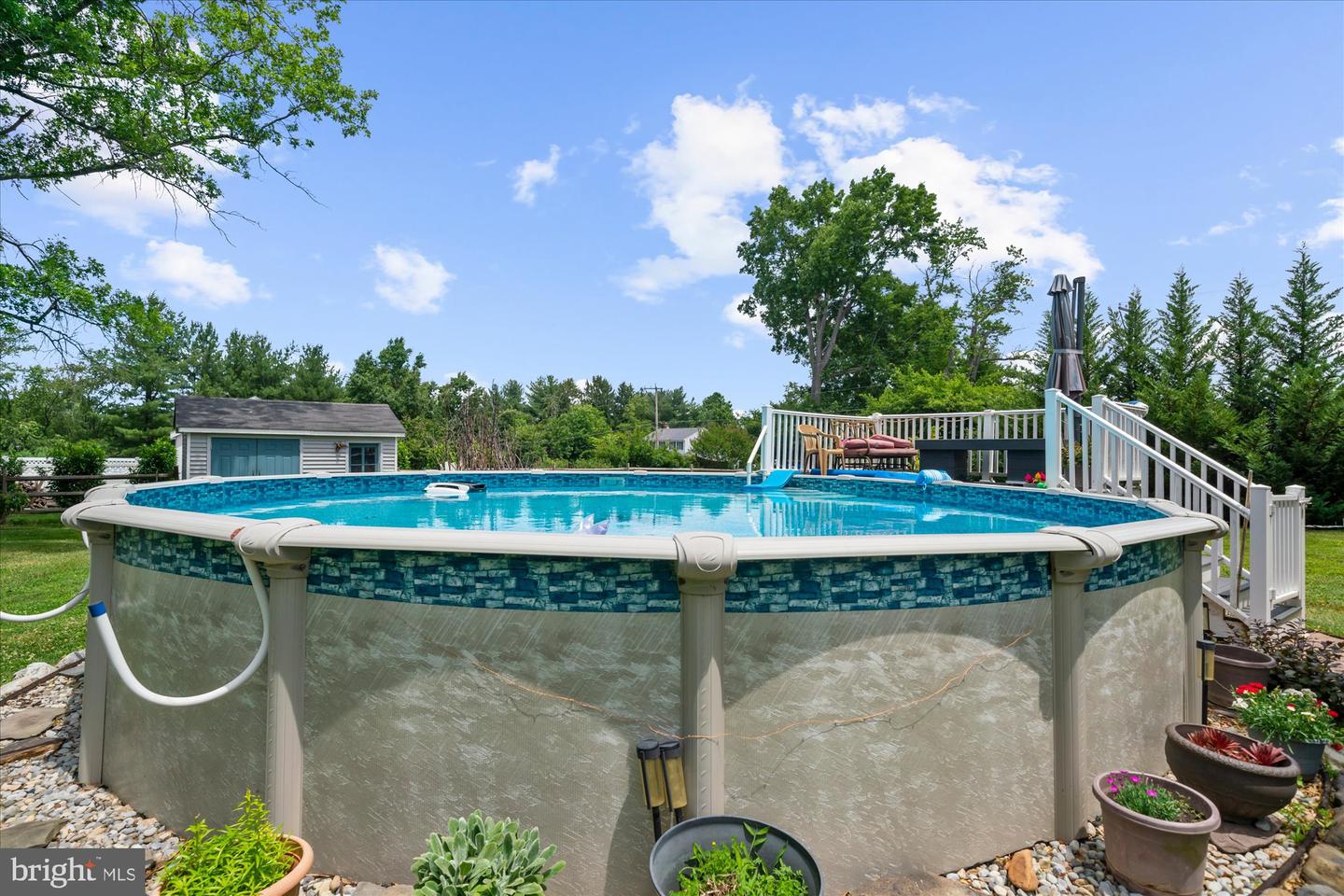 9 Mills Ct Property Photo 48