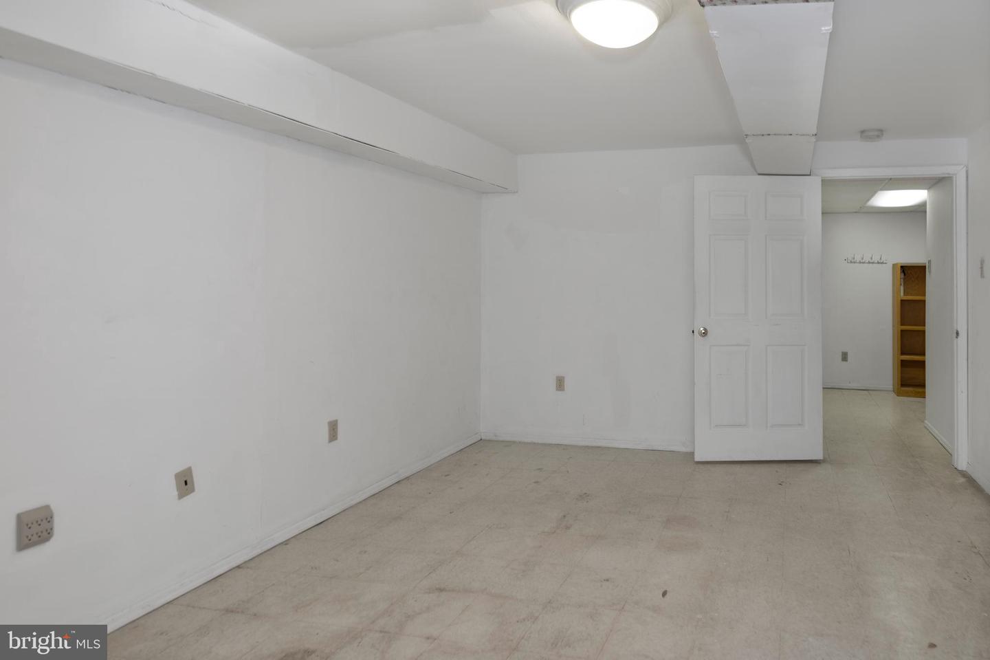 903 Wetherburn Ct Property Photo 19