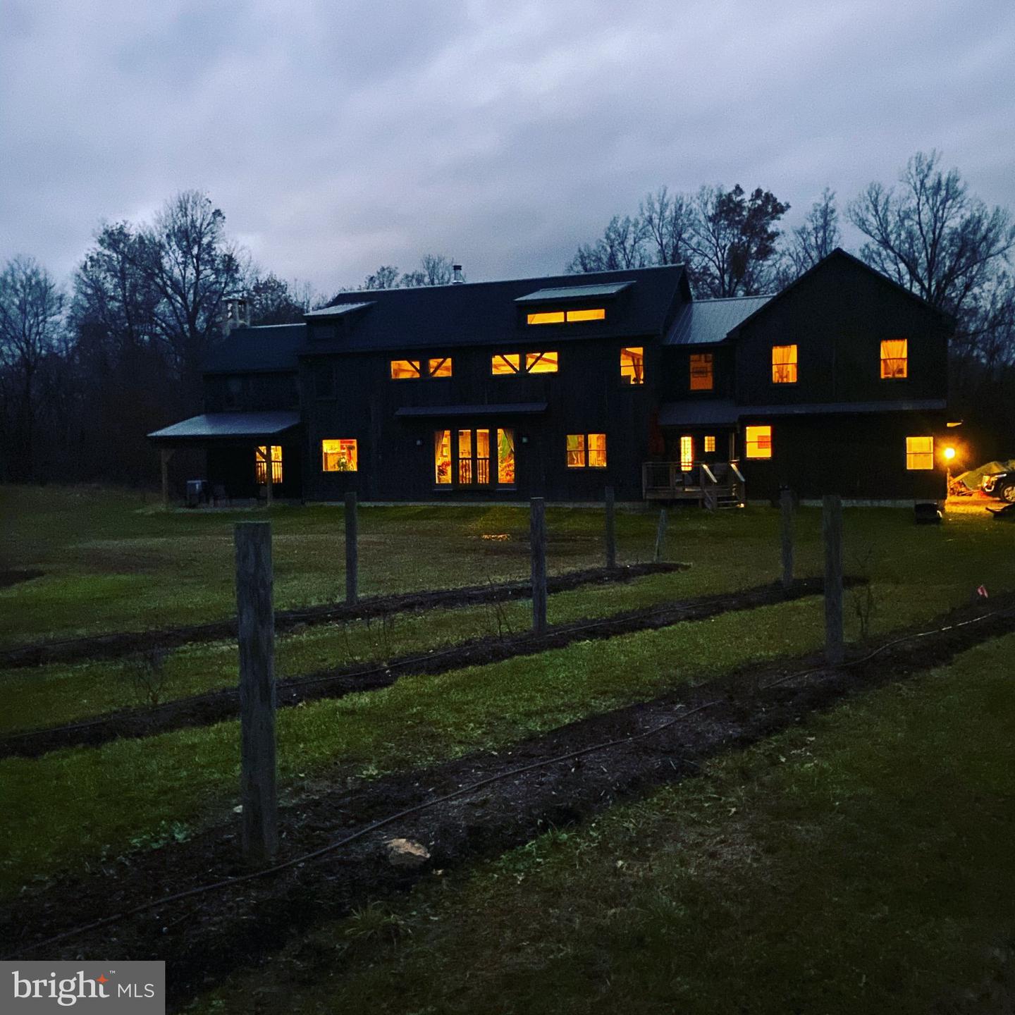 92 Featherbed Ln Property Photo 25