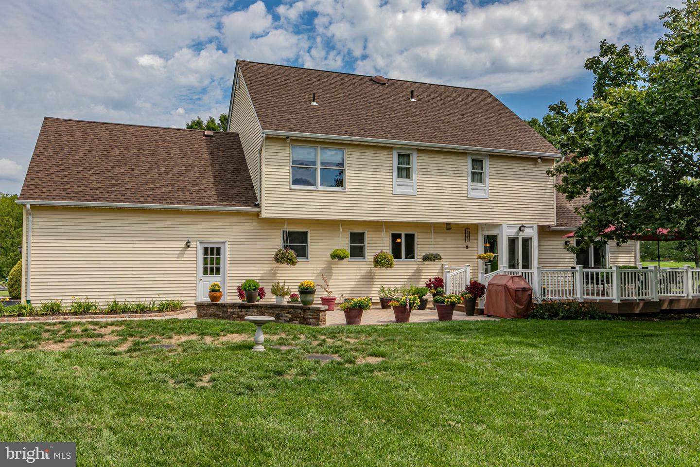 9 Summershade Ln Property Photo 35