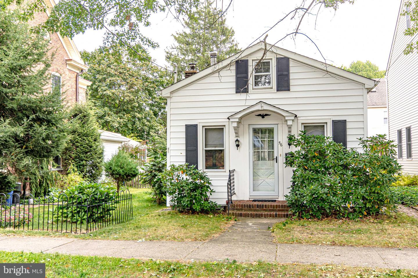 56 S Union St Property Photo 4