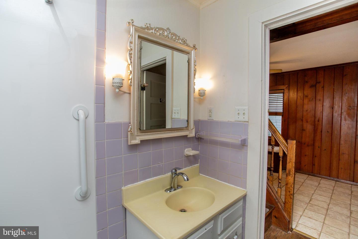 56 S Union St Property Photo 21