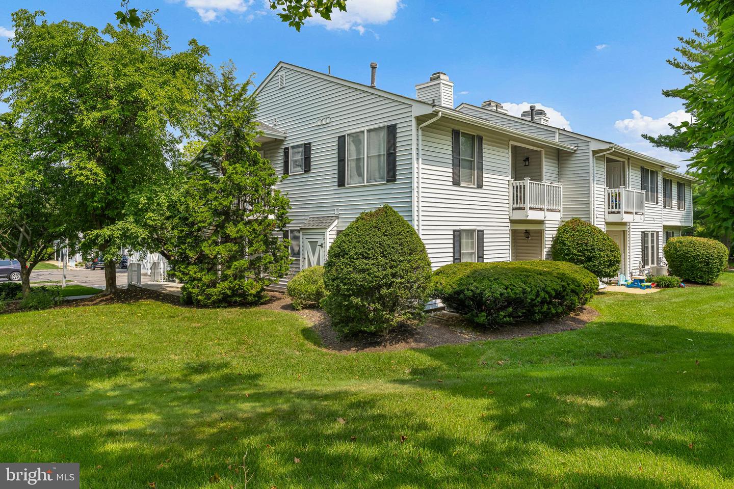 309 SPARROW CT