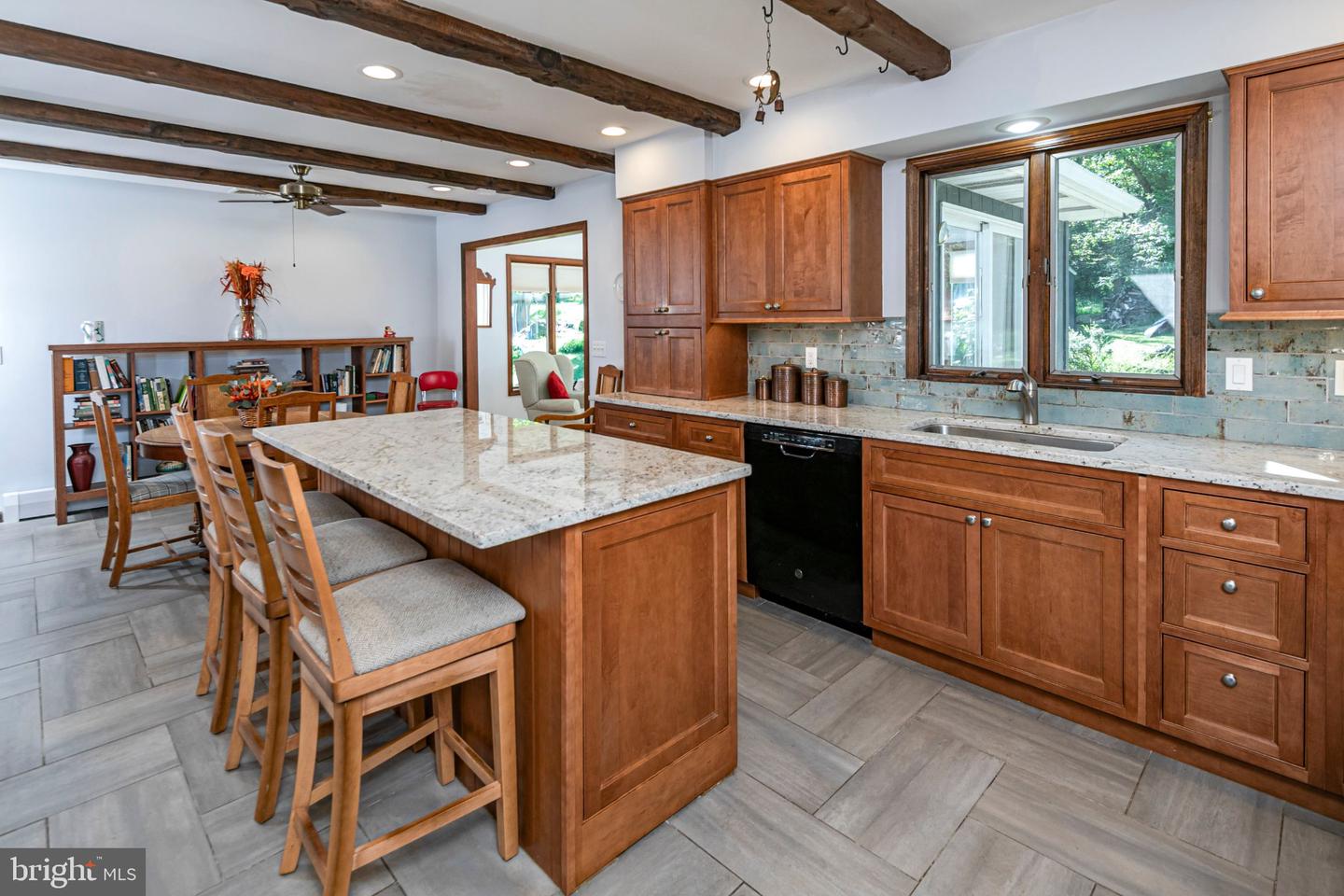 9 Northfield Ct Property Photo 10