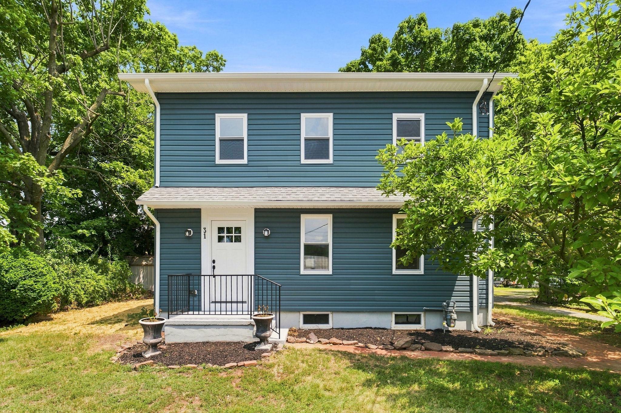 31 N MAIN ST