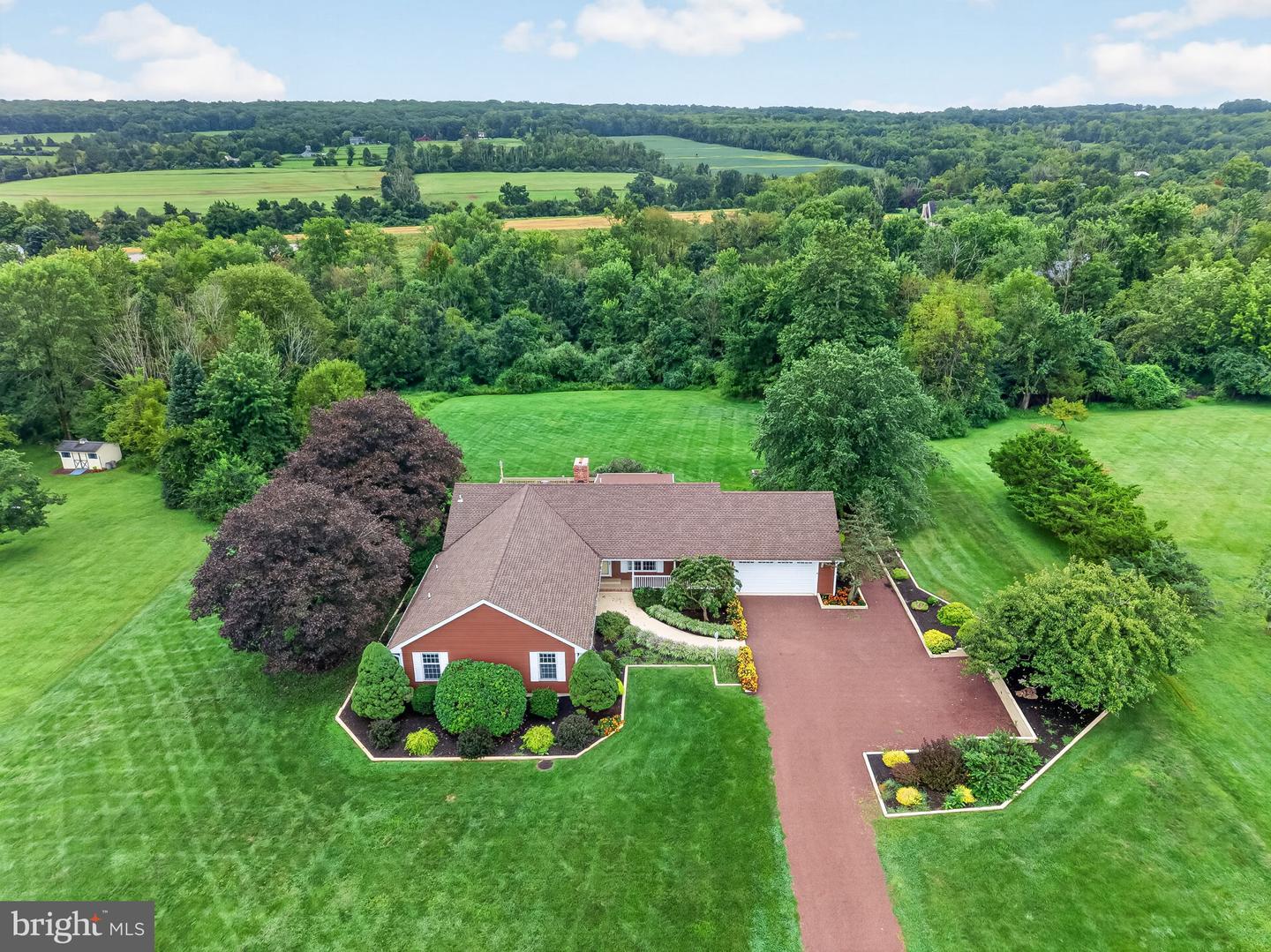 8 Meadow Lark Way Property Photo 3
