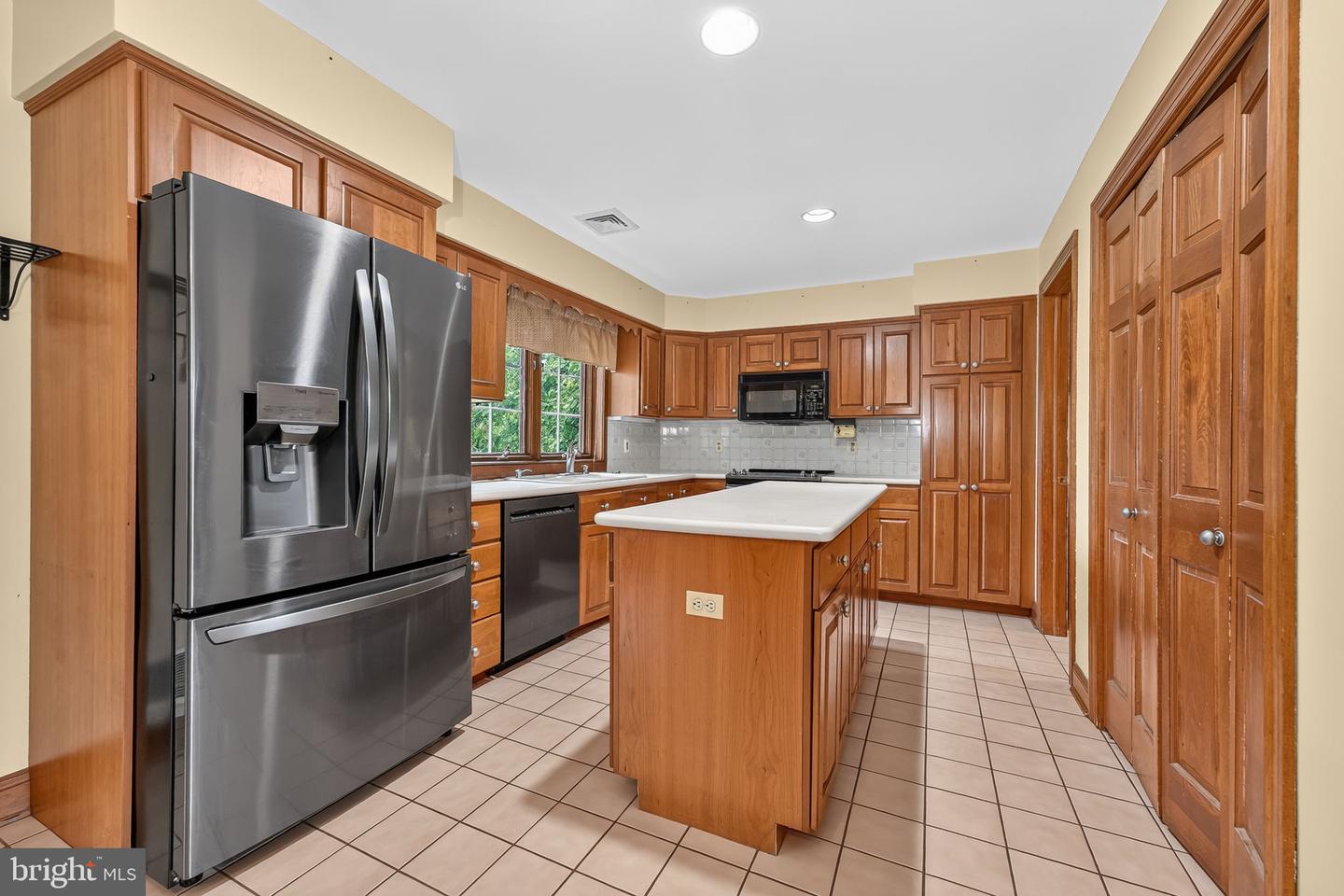 8 Meadow Lark Way Property Photo 8