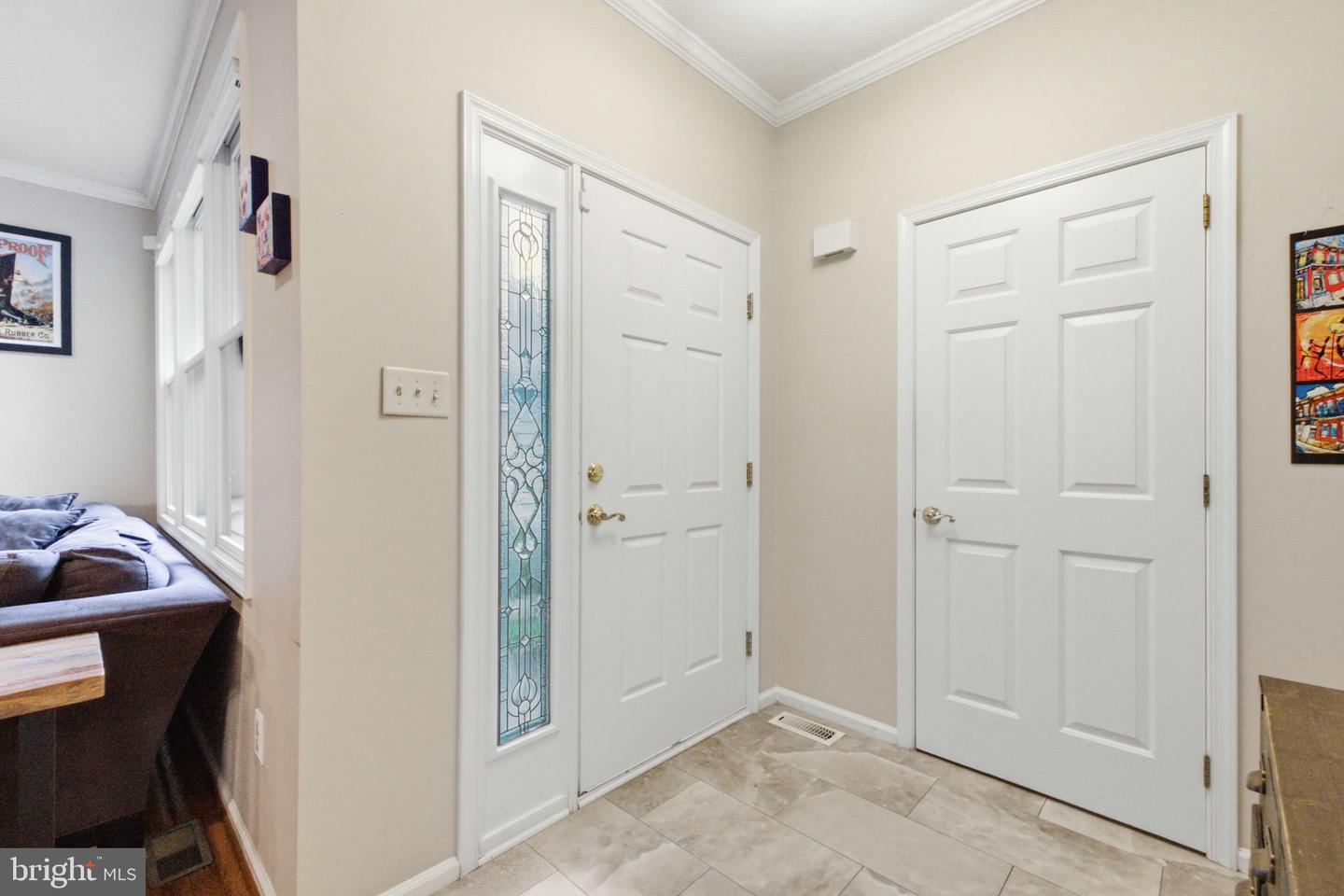 4 Hillside Ct Property Photo 6
