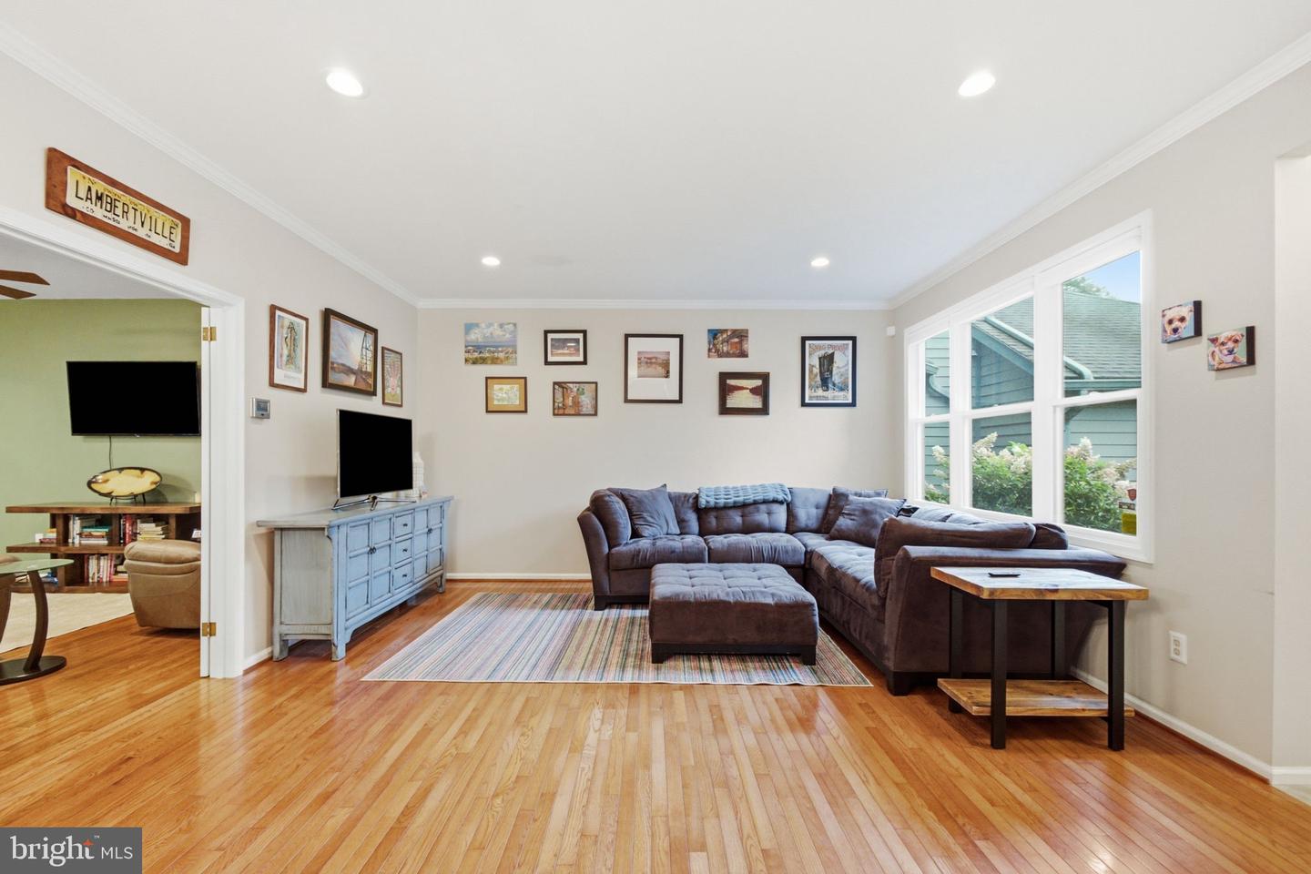 4 Hillside Ct Property Photo 8