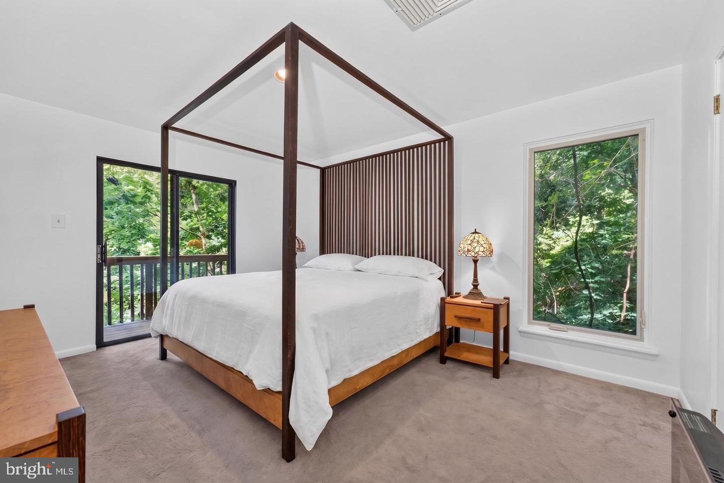 120 Swan St Property Photo 22