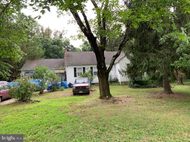 121 YOUNGS RD