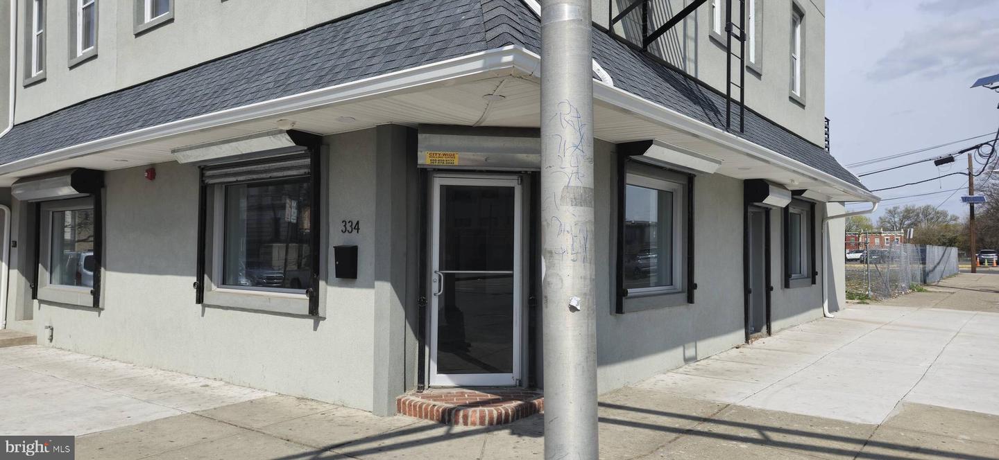 328 - 334 E State St Property Photo 5