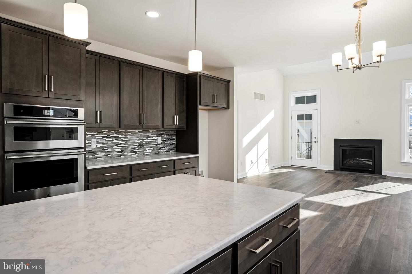 33 Kay Chiarello Way Property Photo 10