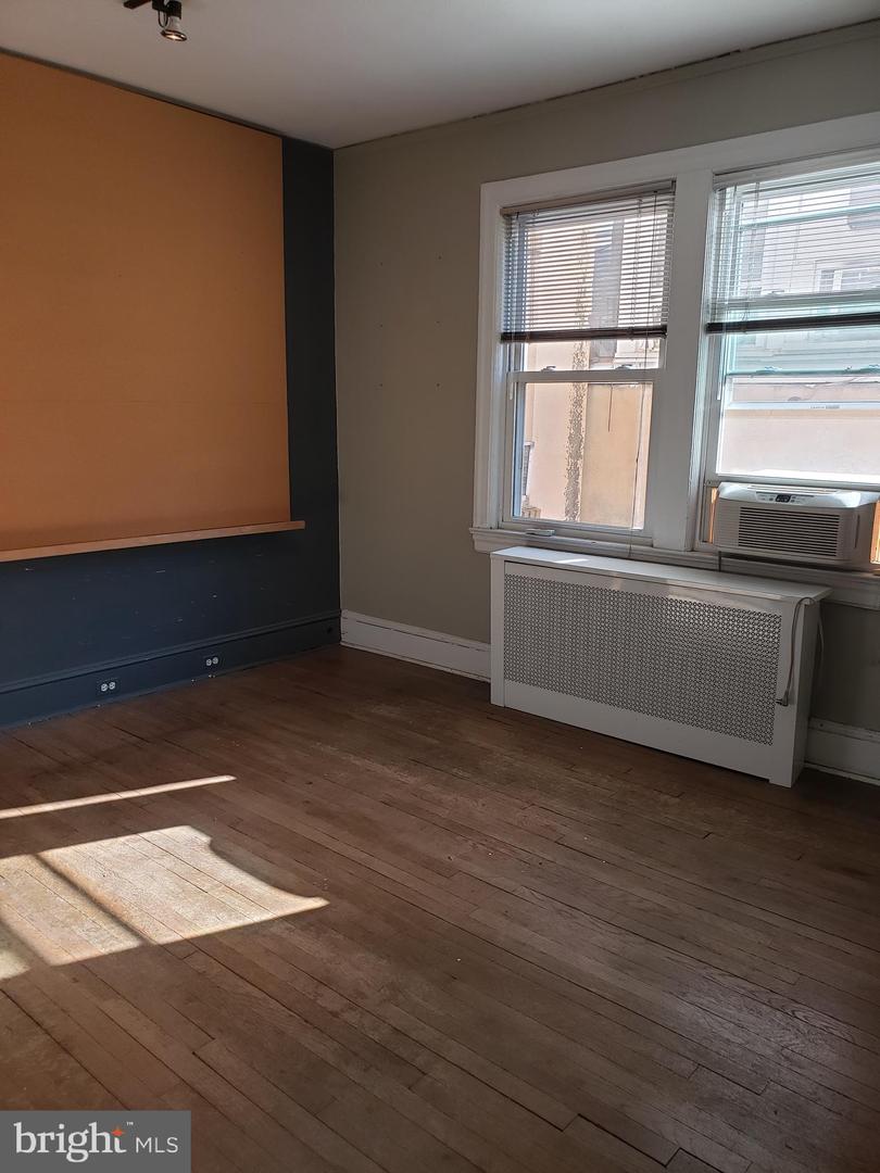 38 WITHERSPOON ST #3B Property Photo 1