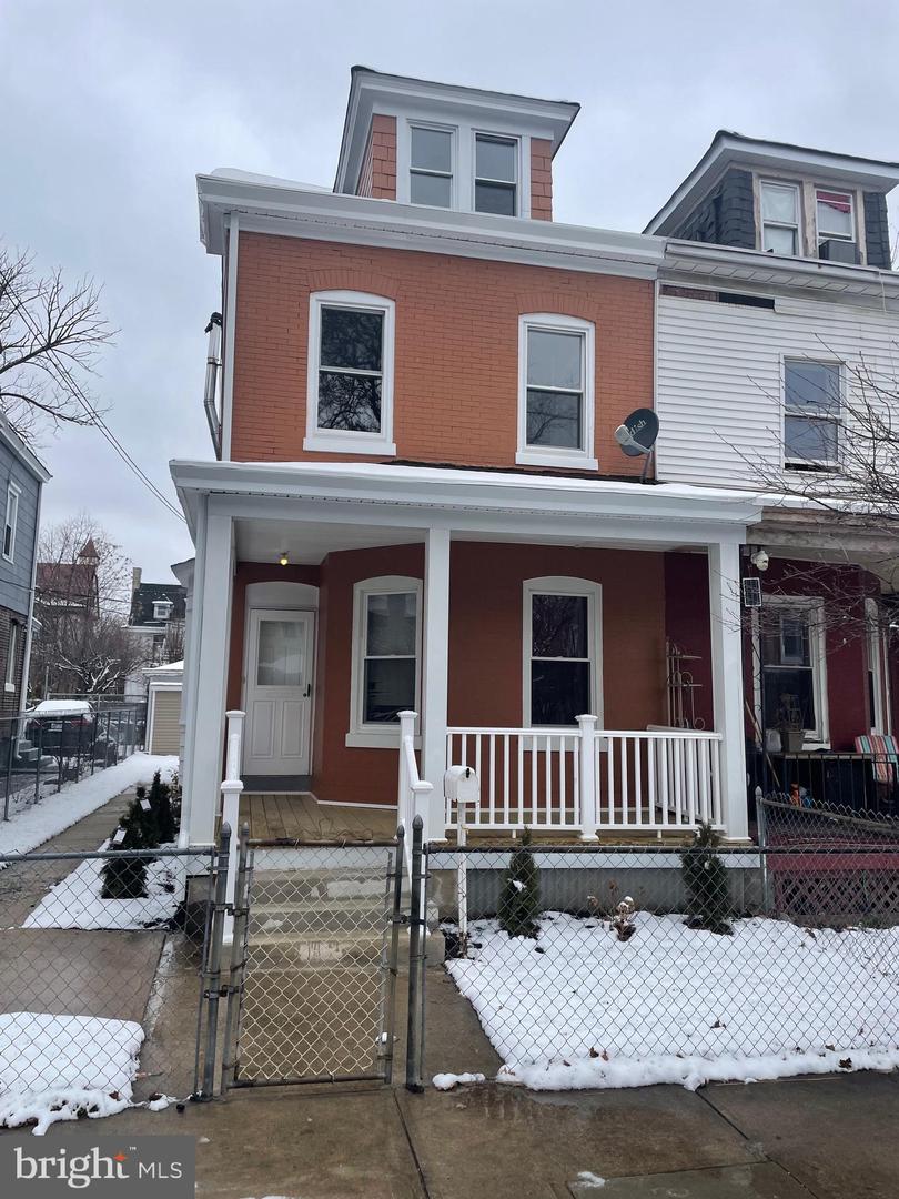 18 Mckinley Ave Property Photo 1