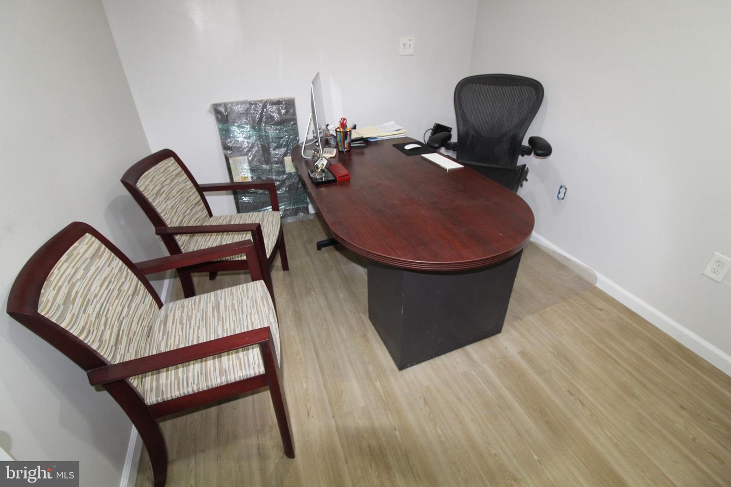 1421 Nottingham Way Property Photo 15
