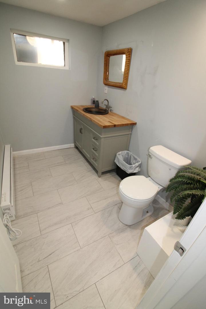 1421 Nottingham Way Property Photo 19