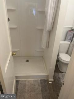 210 W State St Property Photo 17