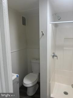 210 W State St Property Photo 25