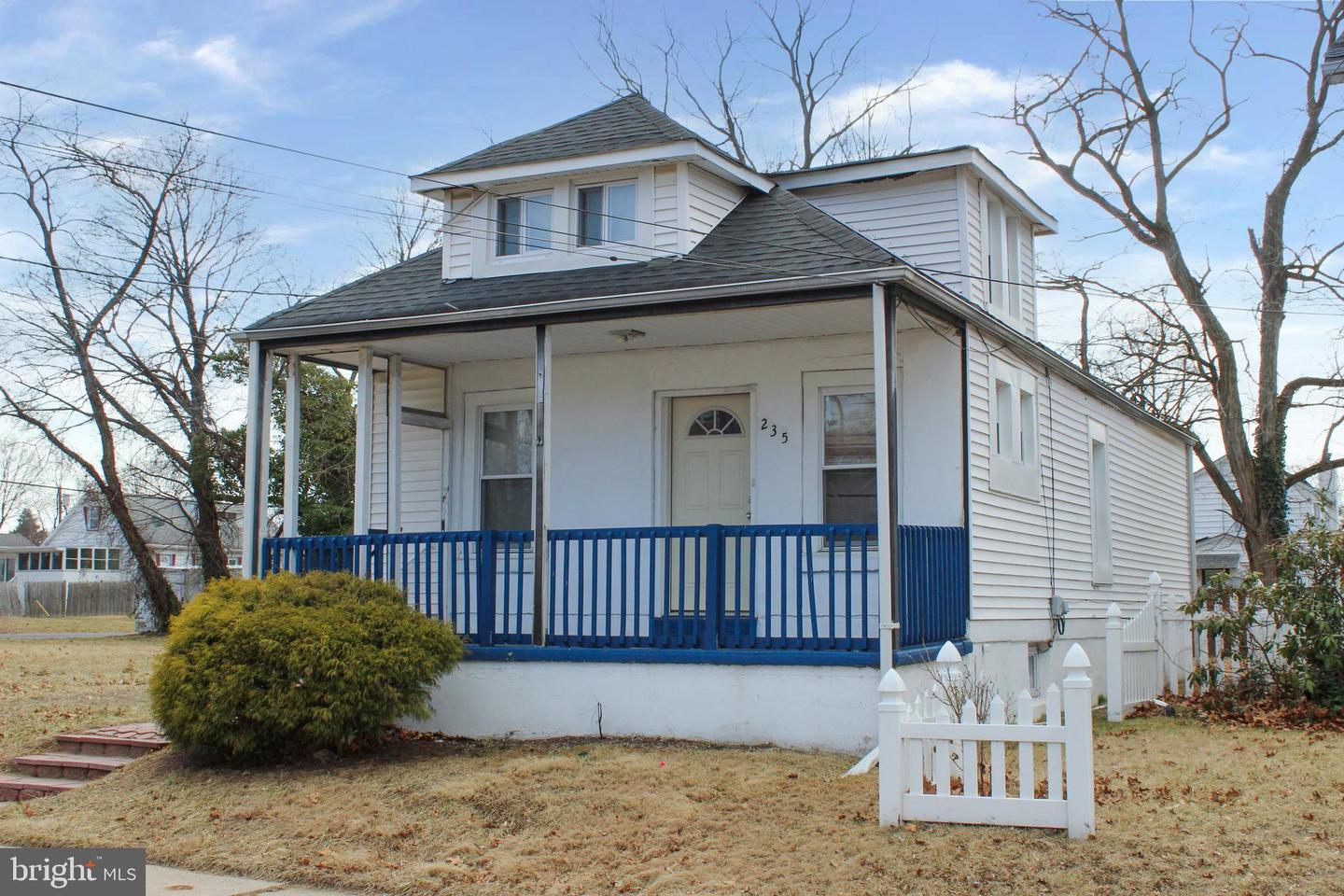 235 Wilfred Ave Property Photo 1