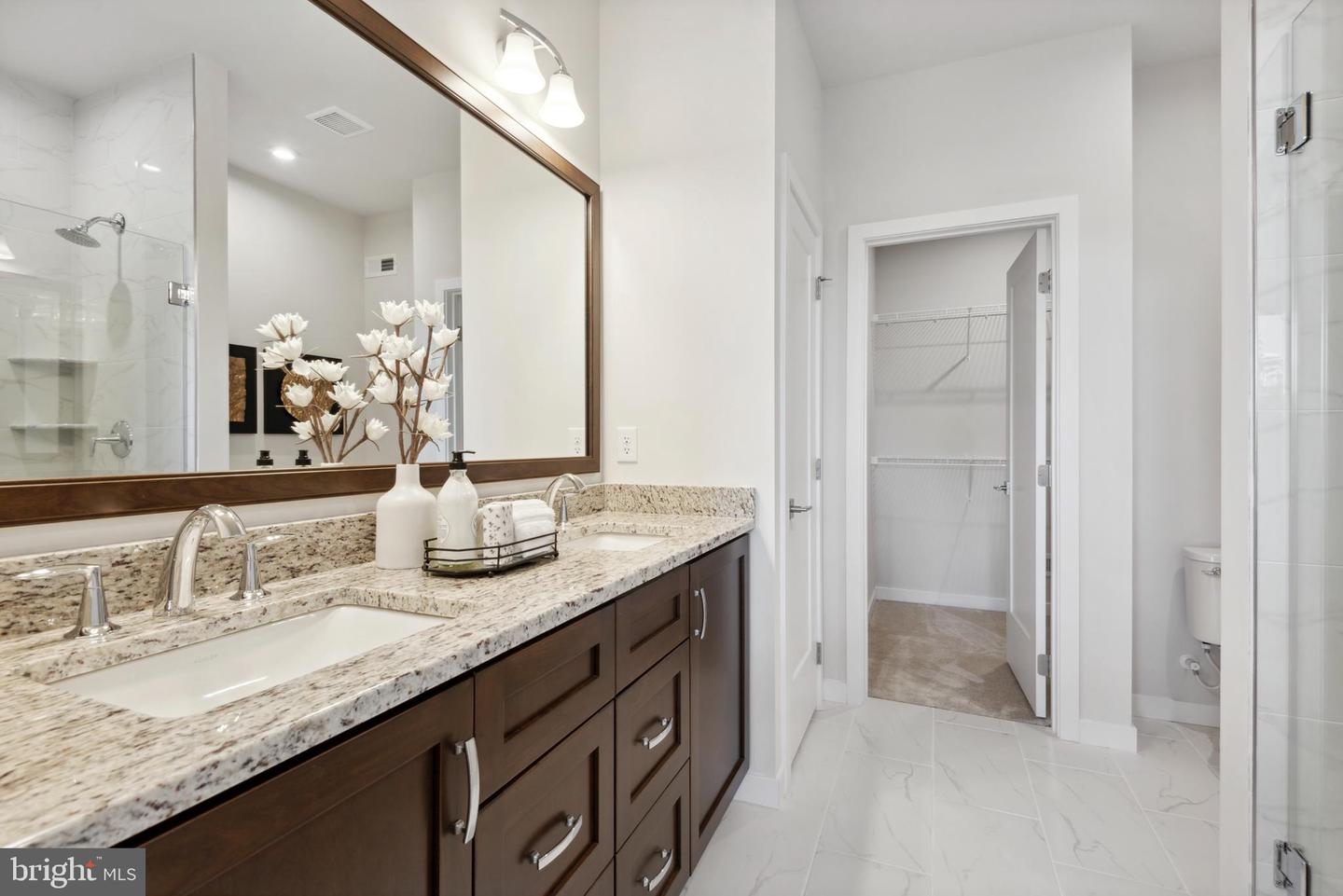 19 Holtz Way Property Photo 3