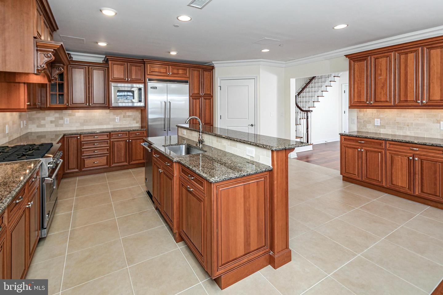 721 Avery Ln Property Photo 10
