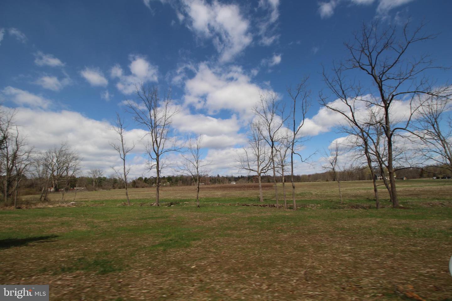 12 Lynnbrook Dr Property Photo 25
