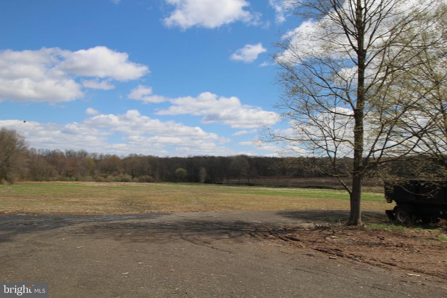 12 Lynnbrook Dr Property Photo 46