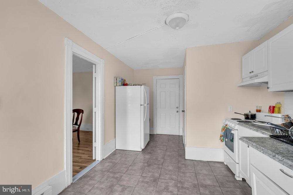 724 Division St Property Photo 36