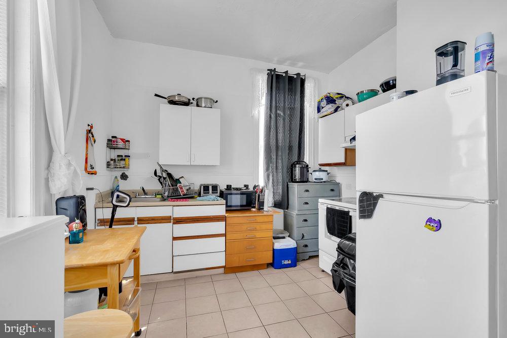 724 Division St Property Photo 43