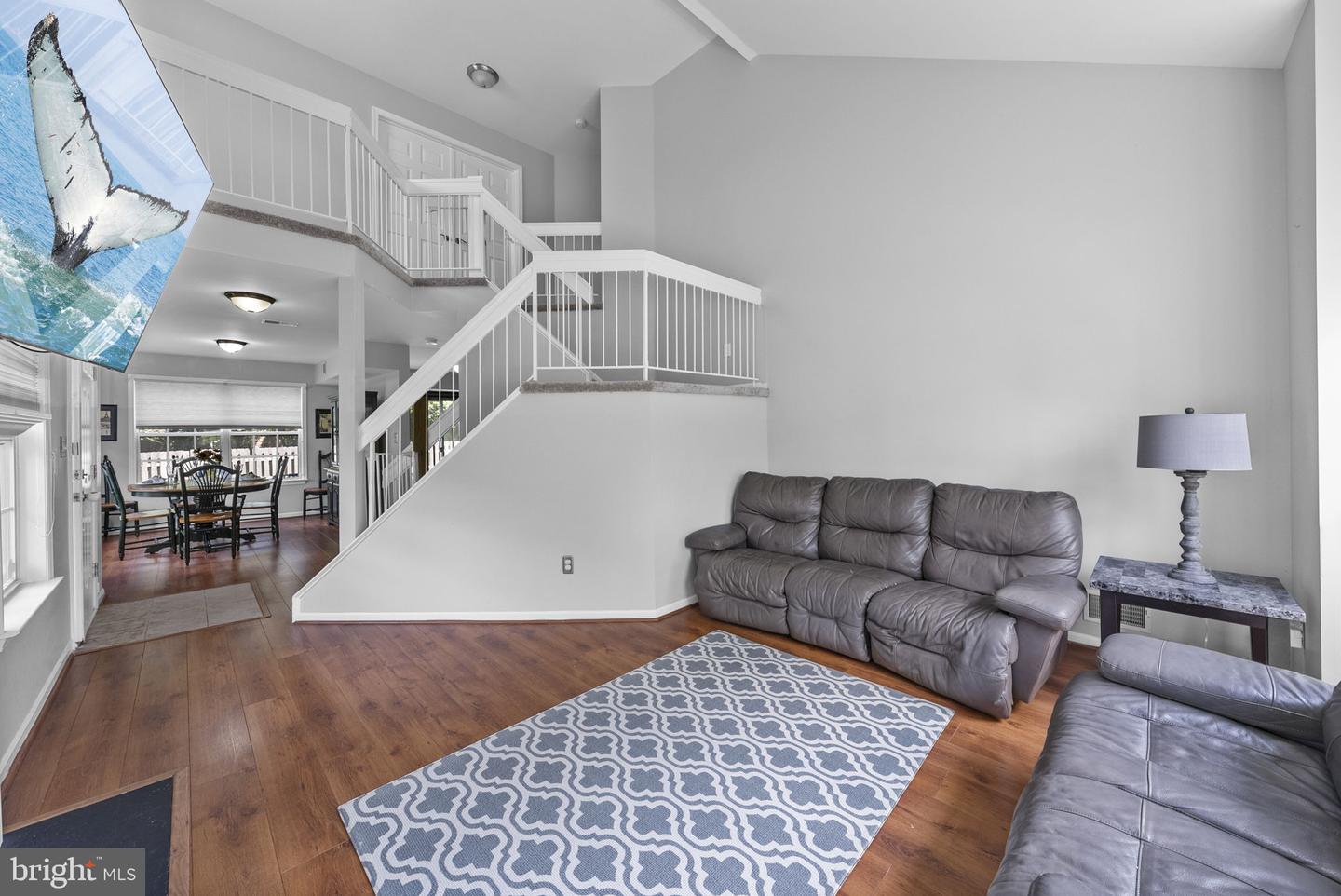 41 Haymarket Ct Property Photo 9