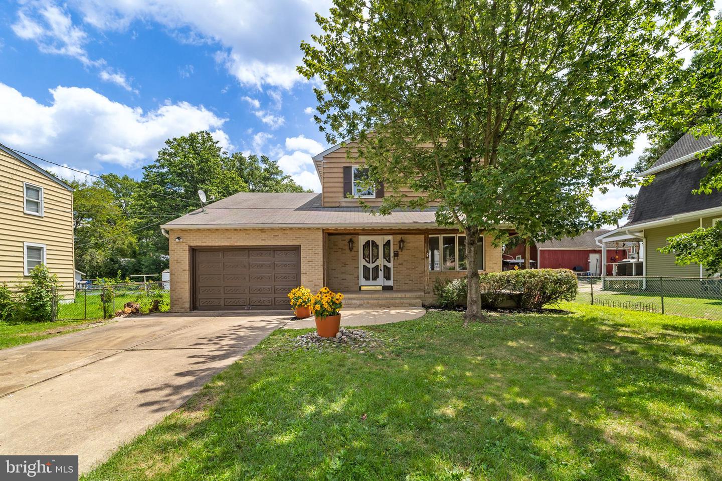 2120 Princeton Pike Property Photo 1