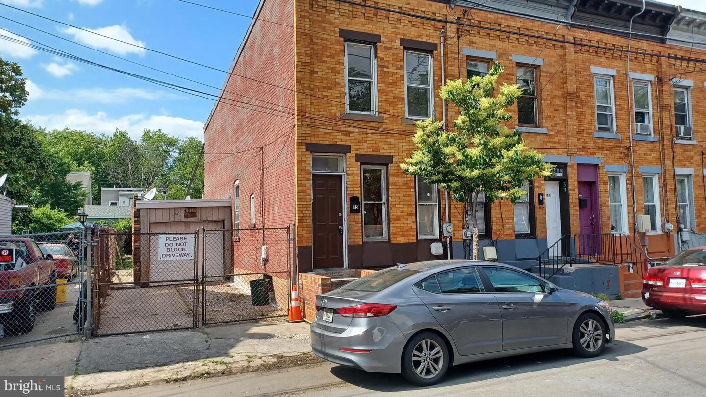 35 MECHANICS AVE