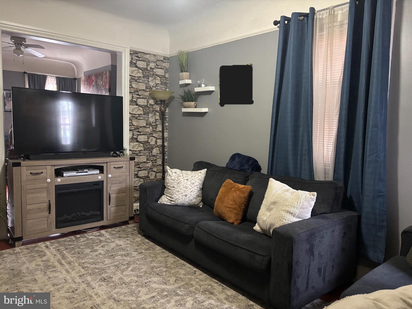 10 Cliff St Property Photo 2