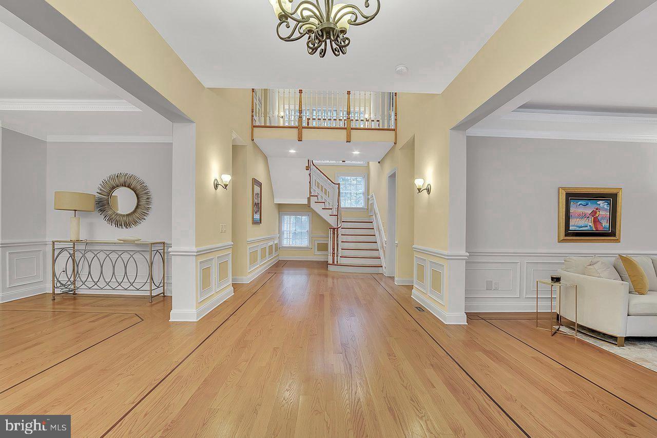 633 State Rd Property Photo 12